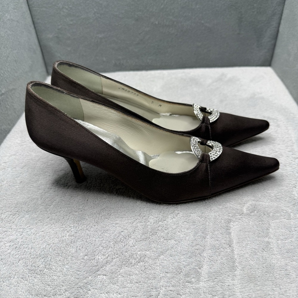Stuart Weitzman Women's 5 M Brown Satin Rhinestone Pointed Toe Kitten Heel Pumps